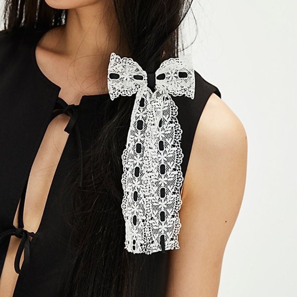 NWT Free People Sweetest Thing Lace Bow